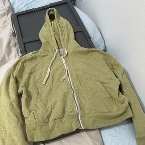 Everlane cropped zip up hoodie